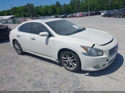 NISSAN MAXIMA 2010