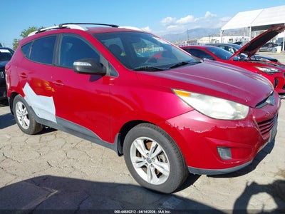 HYUNDAI TUCSON 2012