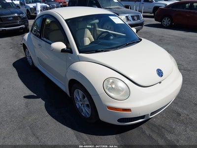 VOLKSWAGEN NEW BEETLE 2008
