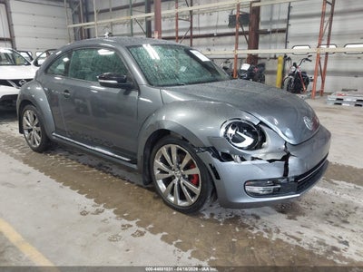 VOLKSWAGEN BEETLE 2012