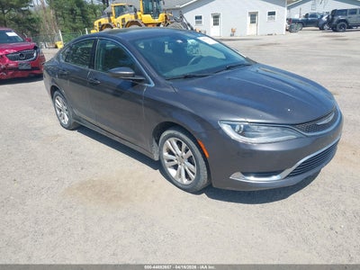 CHRYSLER 200 2015