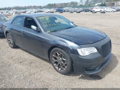CHRYSLER 300 2015