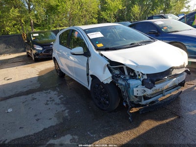 TOYOTA PRIUS C 2014