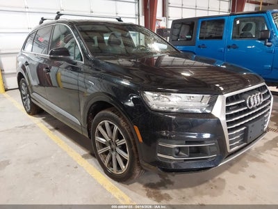 AUDI Q7 2017