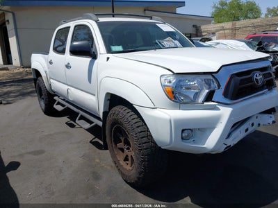 TOYOTA TACOMA 2015