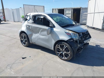 SCION IQ 2014