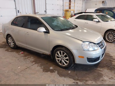 VOLKSWAGEN JETTA 2010