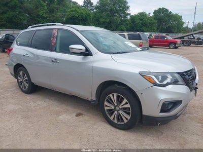 NISSAN PATHFINDER 2017