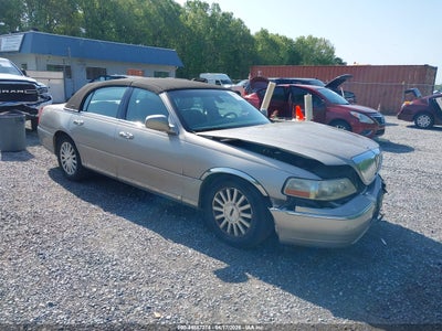 LINCOLN TOWN CAR 2003