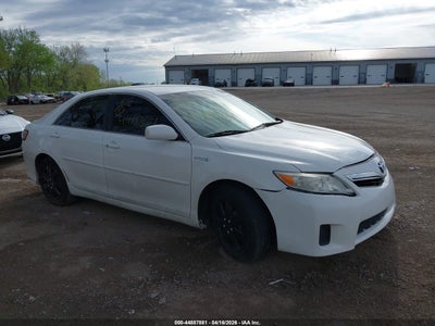 TOYOTA CAMRY HYBRID 2011
