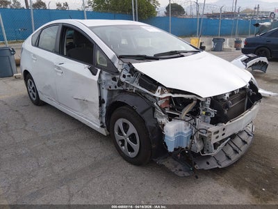 TOYOTA PRIUS 2013