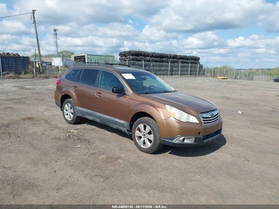 SUBARU OUTBACK 2011