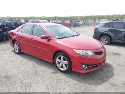 TOYOTA CAMRY 2014