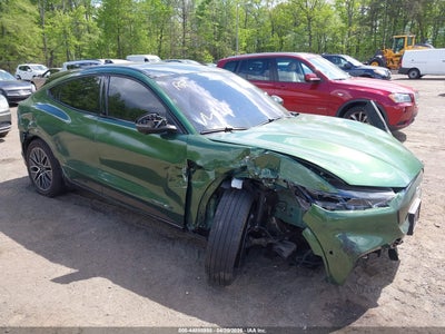 FORD MUSTANG MACH-E 2024
