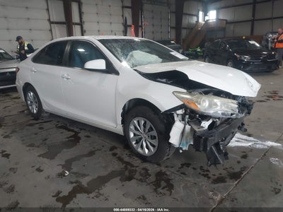 TOYOTA CAMRY 2017