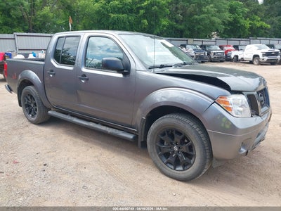 NISSAN FRONTIER 2021