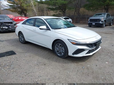 HYUNDAI ELANTRA 2024