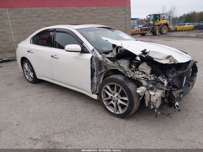 NISSAN MAXIMA 2014