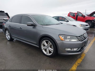 VOLKSWAGEN PASSAT 2014