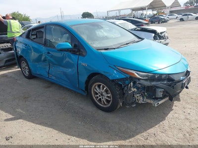 TOYOTA PRIUS PRIME 2017