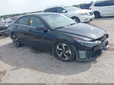 HYUNDAI ELANTRA 2022
