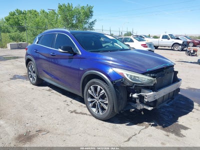 INFINITI QX30 2017