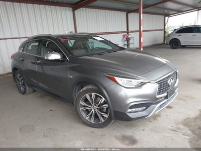 INFINITI QX30 2017