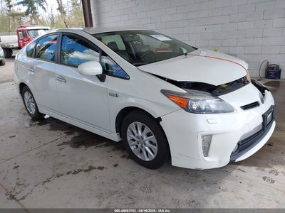 TOYOTA PRIUS PLUG-IN 2012
