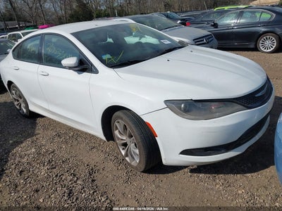 CHRYSLER 200 2015