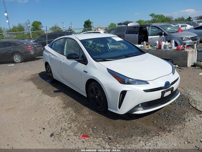 TOYOTA PRIUS 2021
