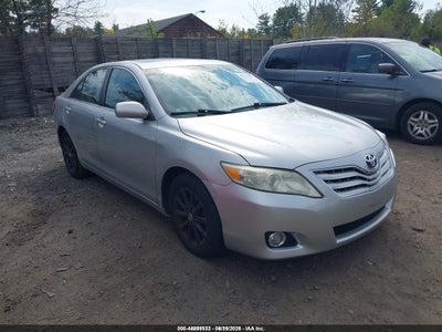 TOYOTA CAMRY 2011