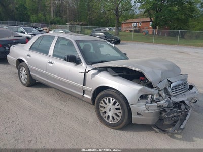 FORD CROWN VICTORIA 2005