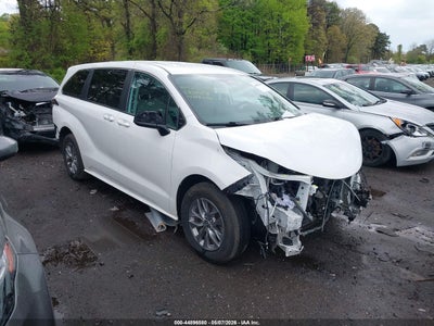 TOYOTA SIENNA 2023