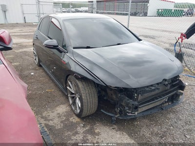 VOLKSWAGEN GOLF GTI 2024