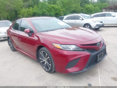 TOYOTA CAMRY 2018
