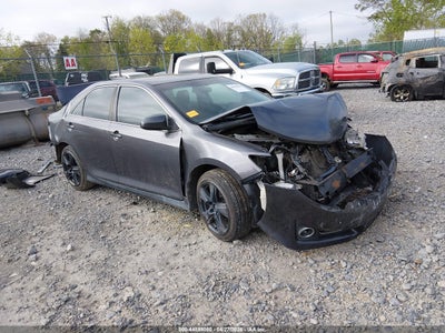 TOYOTA CAMRY 2014