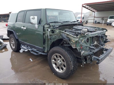 TOYOTA FJ CRUISER 2012