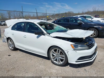 VOLKSWAGEN JETTA 2016