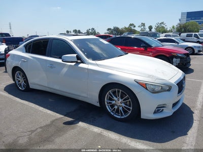 INFINITI Q50 2015