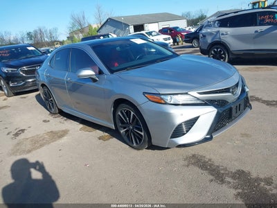 TOYOTA CAMRY 2018
