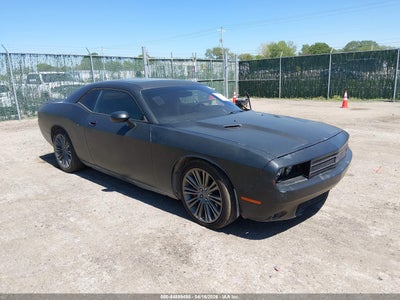 DODGE CHALLENGER 2010