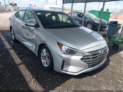 HYUNDAI ELANTRA 2019