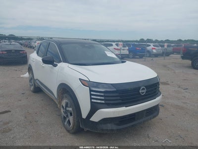 NISSAN KICKS 2025