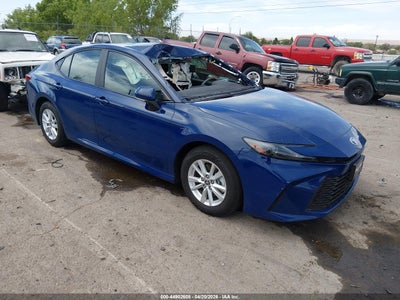 TOYOTA CAMRY 2025