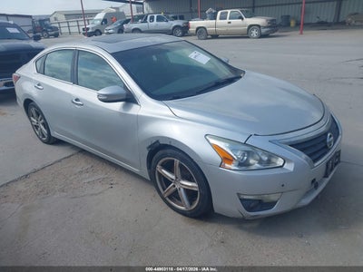 NISSAN ALTIMA 2015