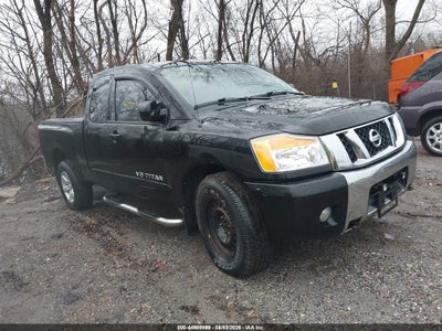 NISSAN TITAN 2010