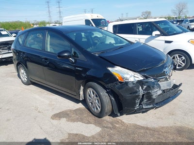 TOYOTA PRIUS V 2013