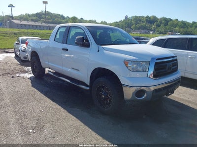 TOYOTA TUNDRA 2011