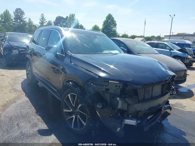 VOLVO XC90 2021