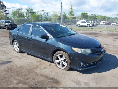 TOYOTA CAMRY 2012